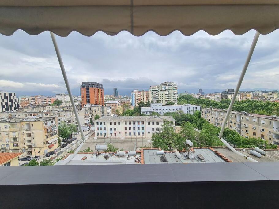 2E Apartment Myslym Shyri Tirana Exteriör bild